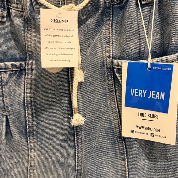 #73. DENIM BARREL JEANS - Picture 2 of 5